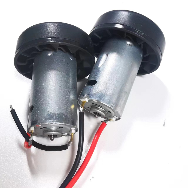 Aspirador de Pó Portátil 7.4V/ - Pool Vacuum Manual avaliação e preço